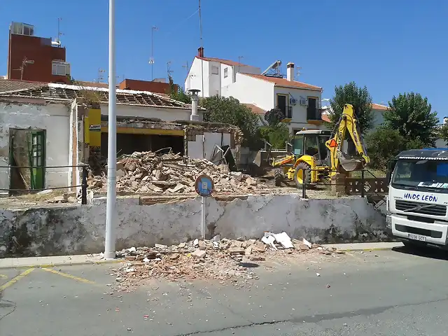 15.07.13-Un siglo de bar-Bar Garzon o Ropero-M.de RT.comienzo obras-Fot.J.Ch.Q.jpg (8)