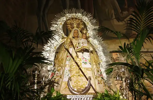 002, la virgen