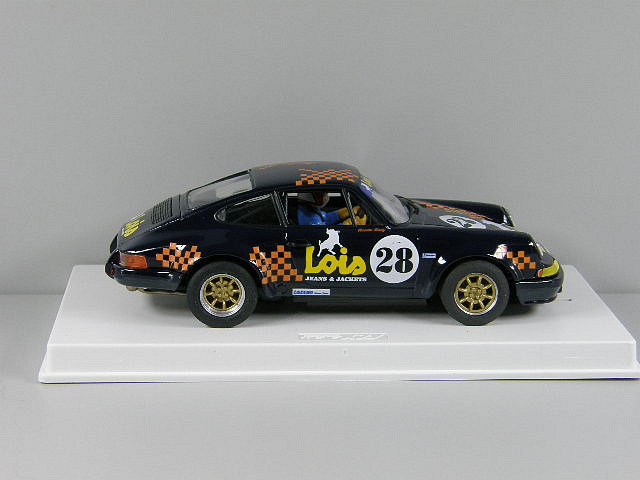PORSCHE 911 LOIS 2