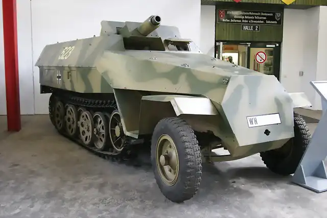 SdKfz251-9