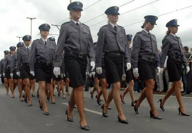 chicas-policias-sexys-10