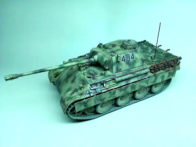 Panther 34 B