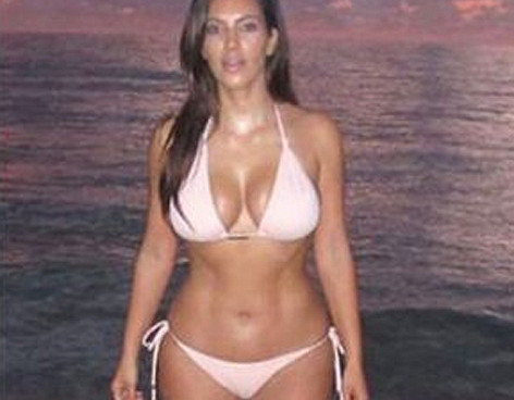 kim-kardashian-bikinirosa