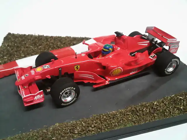Ferrari F2007 Massa 01