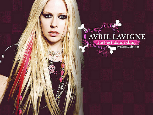 Avril-Lavigne-avril-lavigne-4451516-800-600