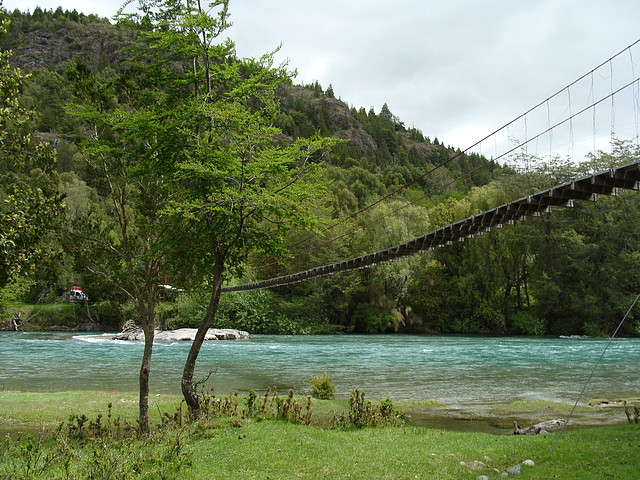 Puente colgante (Rio manso)