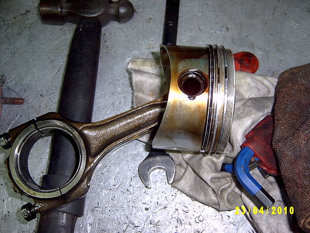 Piston Alfa 75 3.0