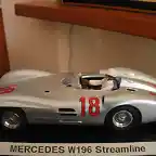 02 MERCEDES BENZ W196 STREAMLINE