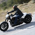 Harley-Davidson-FXDR-1143