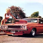 girls-and-cars-74