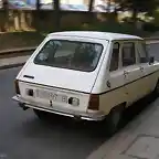 800px-Renault_6_back
