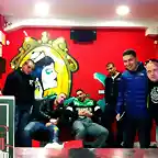 Fuleretes en el estudio de tatuaje