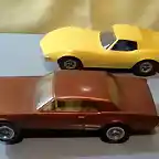 Revell Cougar & Vette (1)