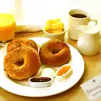 breakfast-in-bed