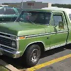 800px-73-75_Ford_F-100_XLT