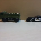 1453402523233-133073622