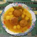 Albondigas de bacalao en amarillo