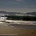 olas en la playa de Melide