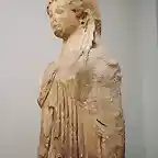 greek-statues-delphi