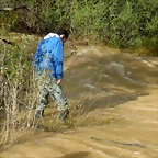 Lukiyas comprobando la fuerza y altura del agua