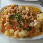 Bacalao con garbanzos al culantro