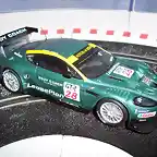 ASTON MARTIN-Scalextric  28 euros