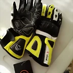 Mis guantes PRX3 03