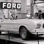 1963_Ford_Mustang-II_Prototype_06