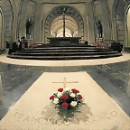 TUMBA DE FRANCO MONASTERIO