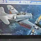 dauntless-sbd-3-midway-132-trumpeter-9562-MLB20017755307_122013-F