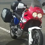 XRV750 con maletas