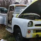 Vista delantera derecha de la Camioneta