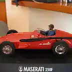 01 MASERATI 250F