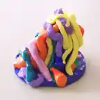 escultura hecha de churros de plastilia...a los nios les encanto hacerla!!