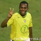 Robinho rie con brasil