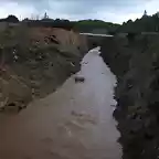 Canal de desvio de aguas de lluvia.