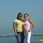 yo con jakelin en la playa