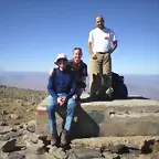 Pepelu, Eddie y Kris en la cima del Moncayo