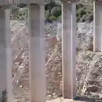 LA Llosa del Cavall marca del agua en el puente