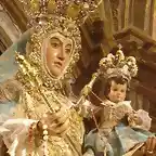 Virgen del Rosario vestida