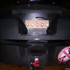 Montaje luz freno baul 4