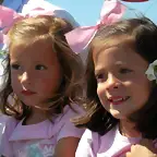 AQUI EN UN BARQUITO QUE ALQUILAMOS., MIS DOS PRINCESAS