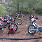 MOTOS