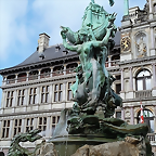 Grote Markt. Fuente de Silvio Bravo