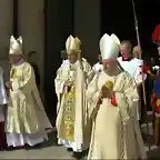 cardenales diacono francis