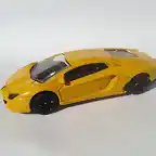 LAMBORGHINI AVENTADOR