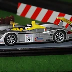 AUDI R8 N- 9 LEMANS 2000_532x356