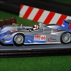 AUDI R8 N- 88 LEMANS 2004_532x356