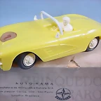 Corvette amarillo chasis caja blanco con caja