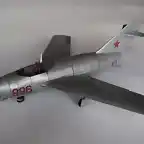 MIG 15 008